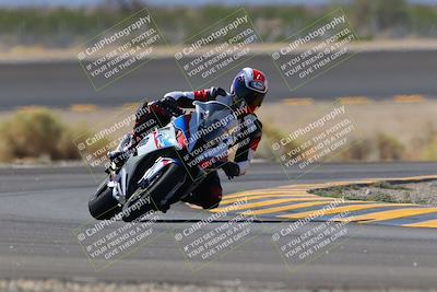 media/Oct-08-2022-SoCal Trackdays (Sat) [[1fc3beec89]]/Turn 14 (1050am)/